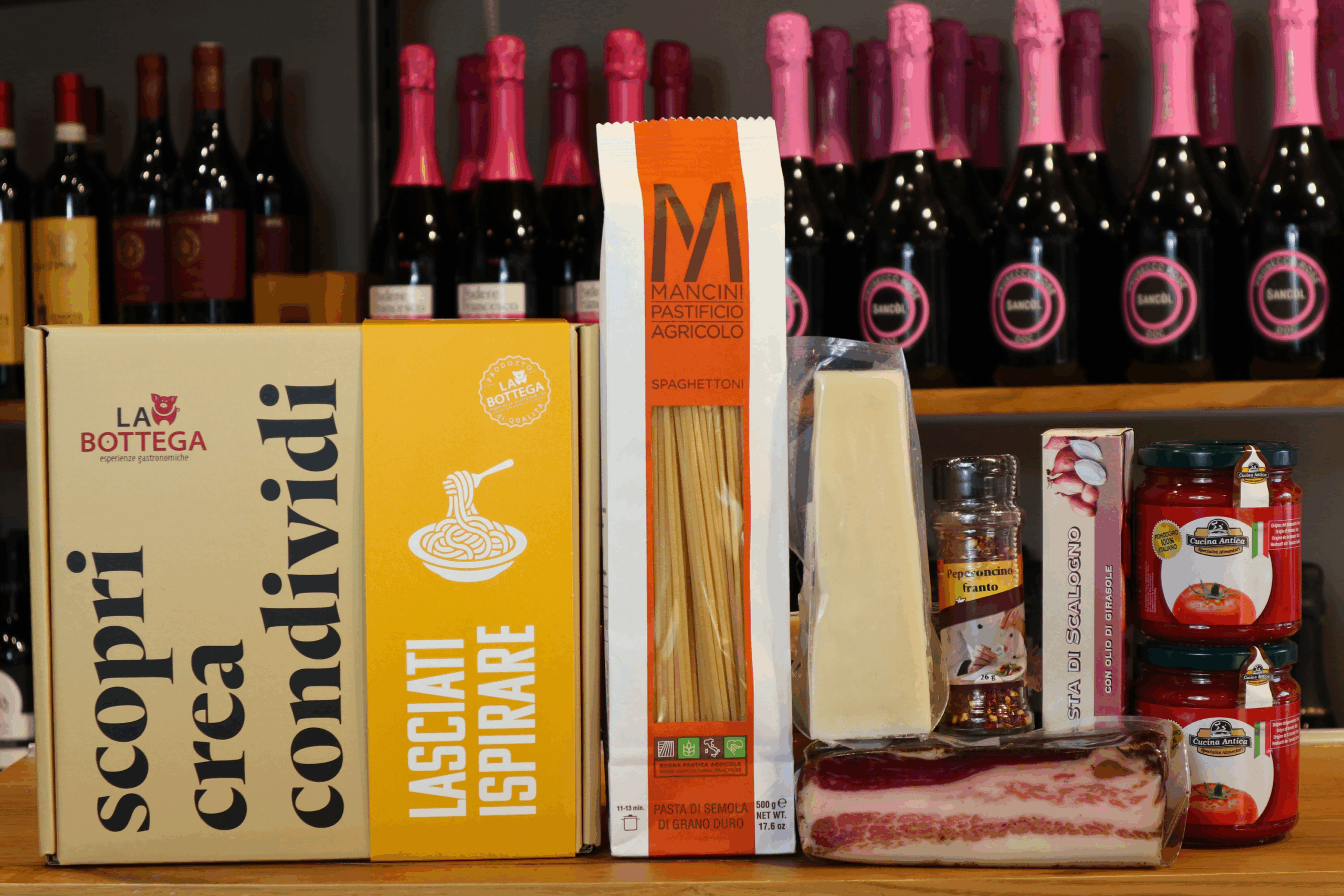 kit con i nostri ingredienti per bucatini all'amatriciana